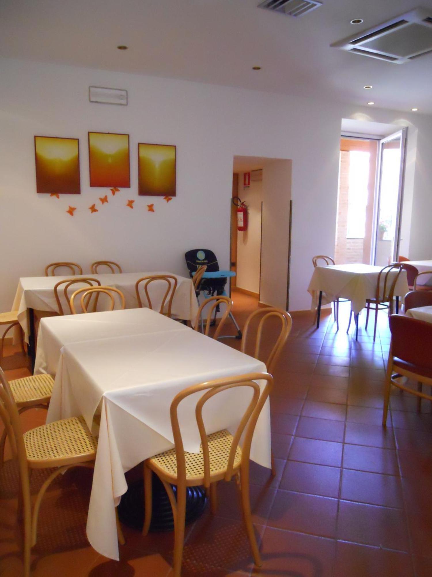 Albergo Italia Urbino Luaran gambar
