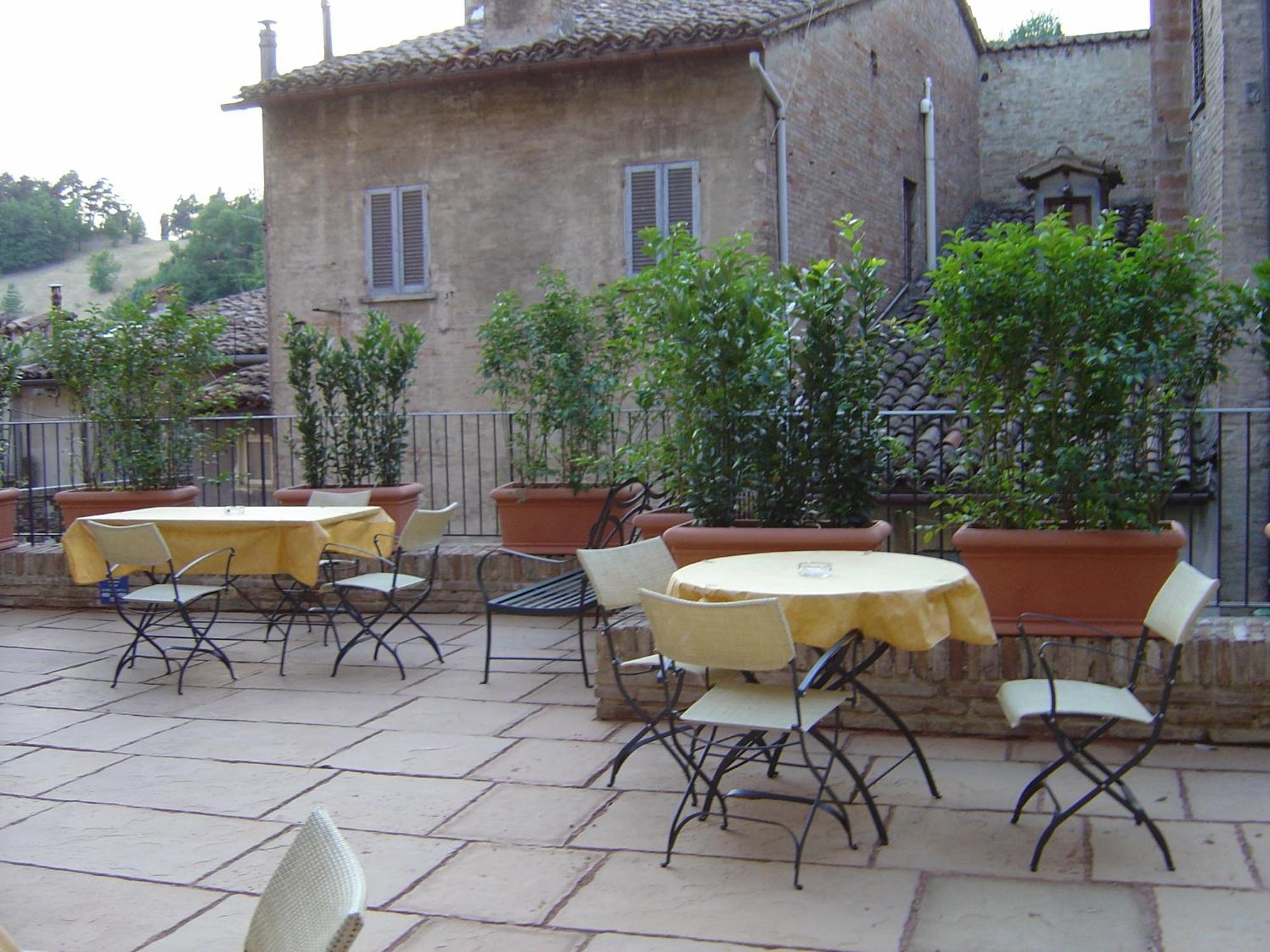 Albergo Italia Urbino Luaran gambar