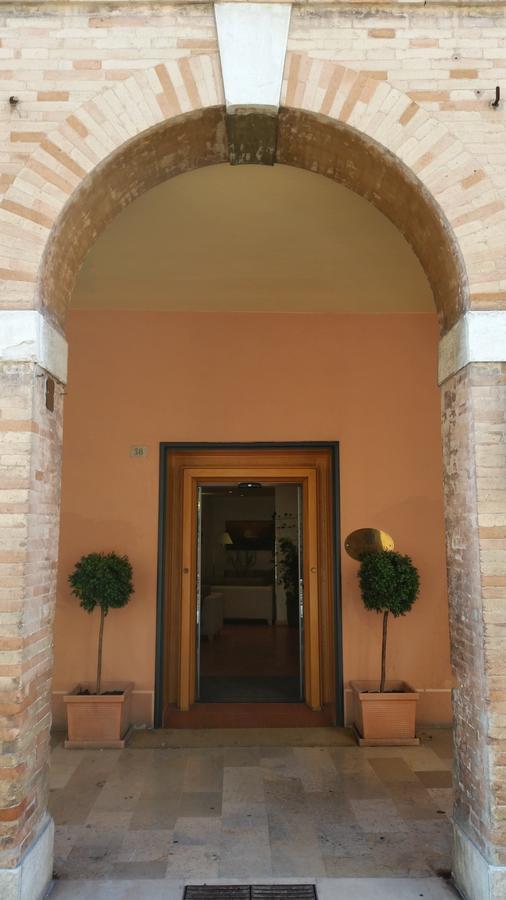 Albergo Italia Urbino Luaran gambar