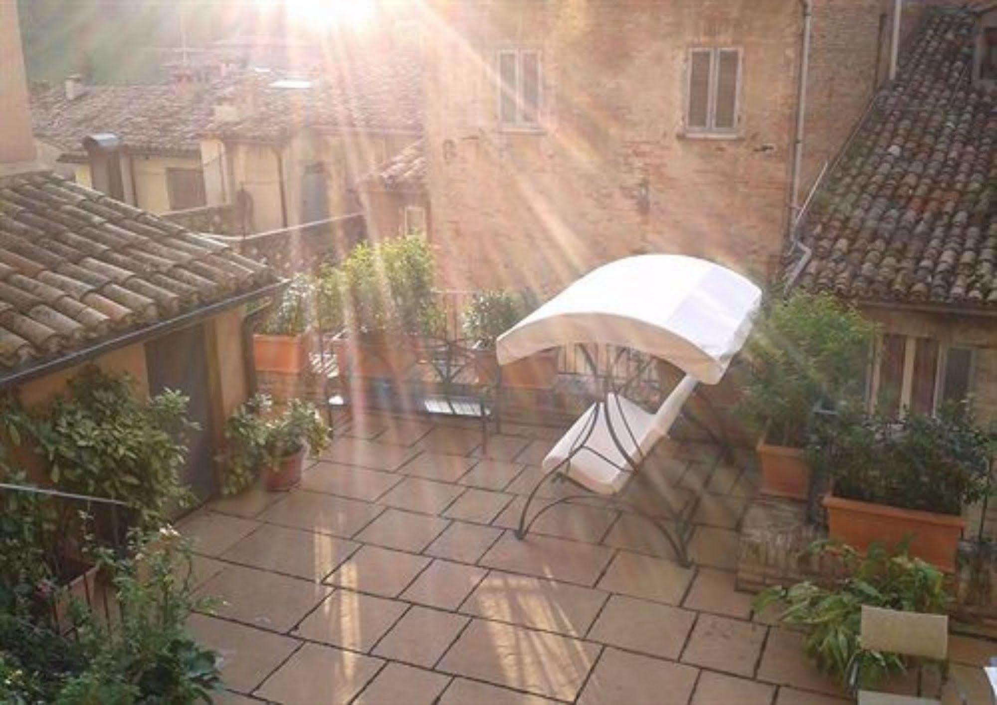 Albergo Italia Urbino Luaran gambar