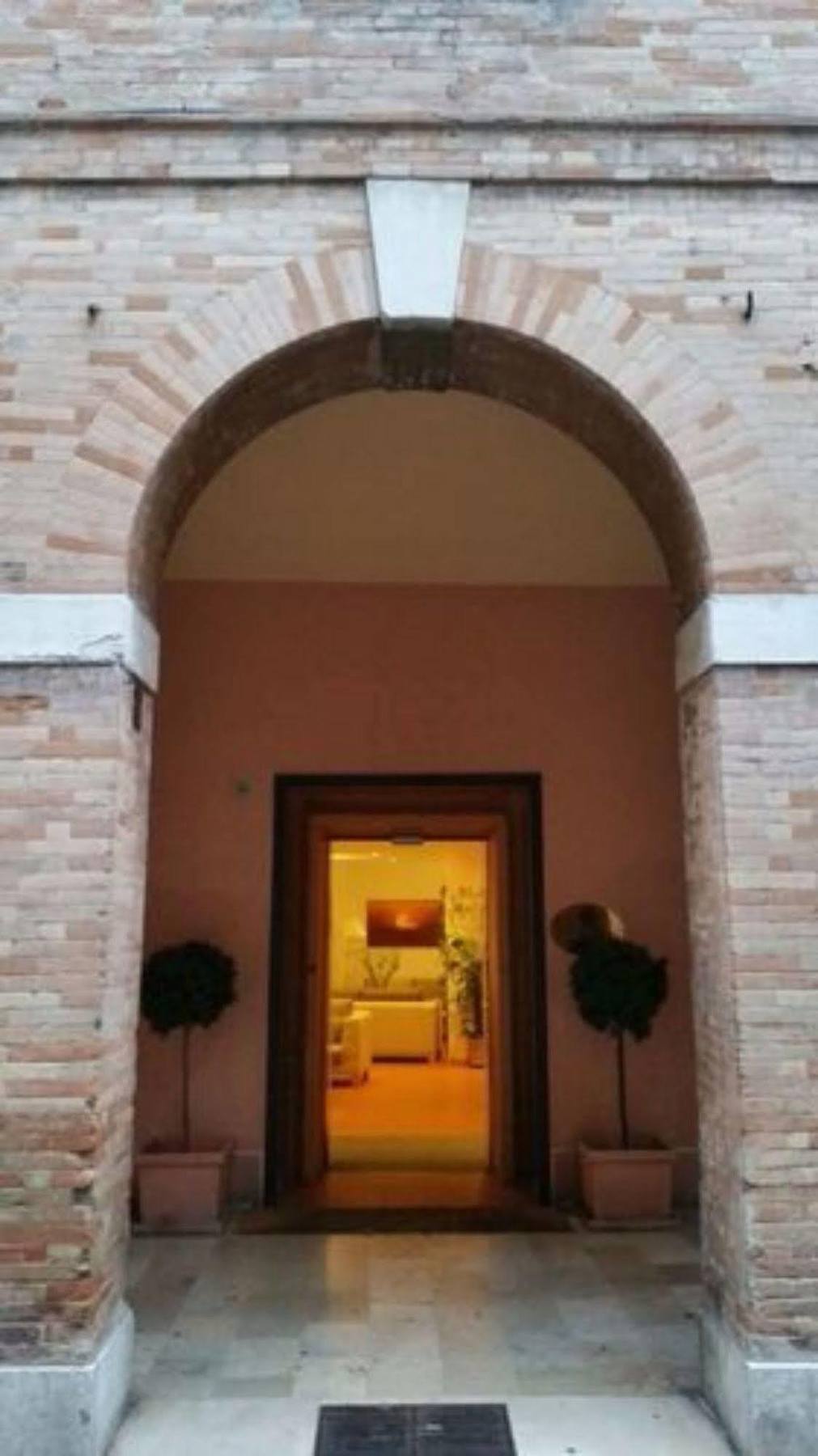 Albergo Italia Urbino Luaran gambar